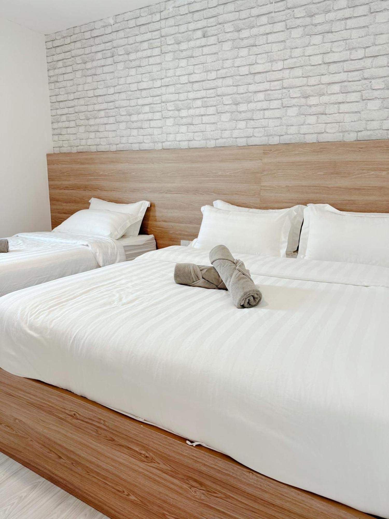 On Sutera Avenue Aparthotel